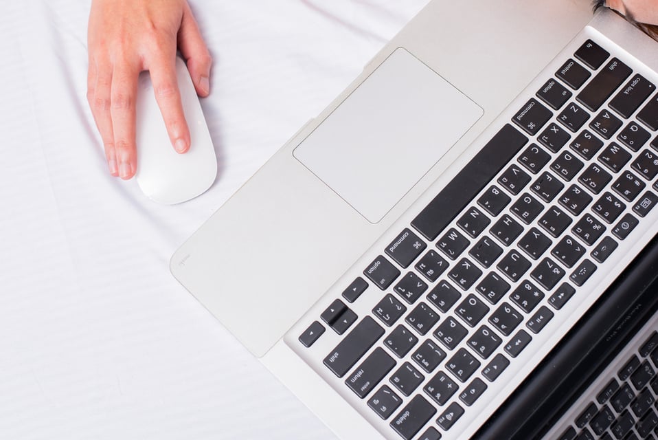 マウスの掃除 手垢や汚れを綺麗に手入れする方法は コジカジ