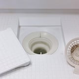 お風呂の排水溝掃除 触らず5分でヌメリとつまりをキレイにできる コジカジ