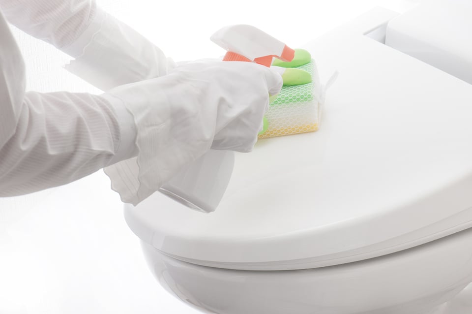 トイレ掃除を簡単にすませるコツ 毎日でも続く手軽な方法は コジカジ
