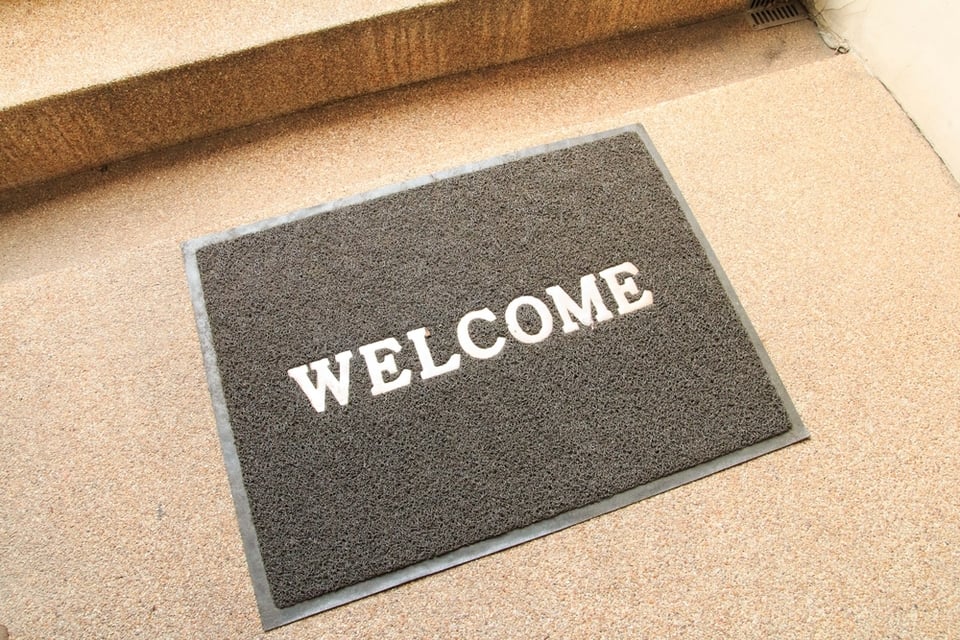 玄関のたたきを掃除 たたき拭きのやり方は 洗剤は必要 コジカジ