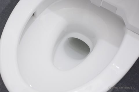 トイレの黒カビ掃除 便器のふち裏の黒い斑点の取り方や注意点は コジカジ