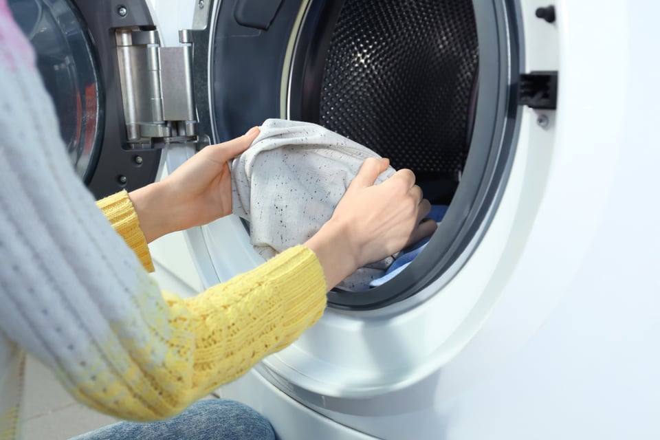 洗濯物を干し忘れたときの対処法 一晩放置したら洗い直す コジカジ 洗濯物を干し忘れたときの対処法 一晩放置したら洗い直す コジカジ
