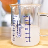 セスキ水とは アルカリ電解水との違いや作り方は コジカジ