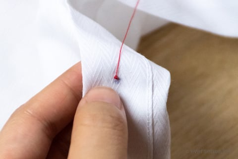 2つ穴ボタンの付け方