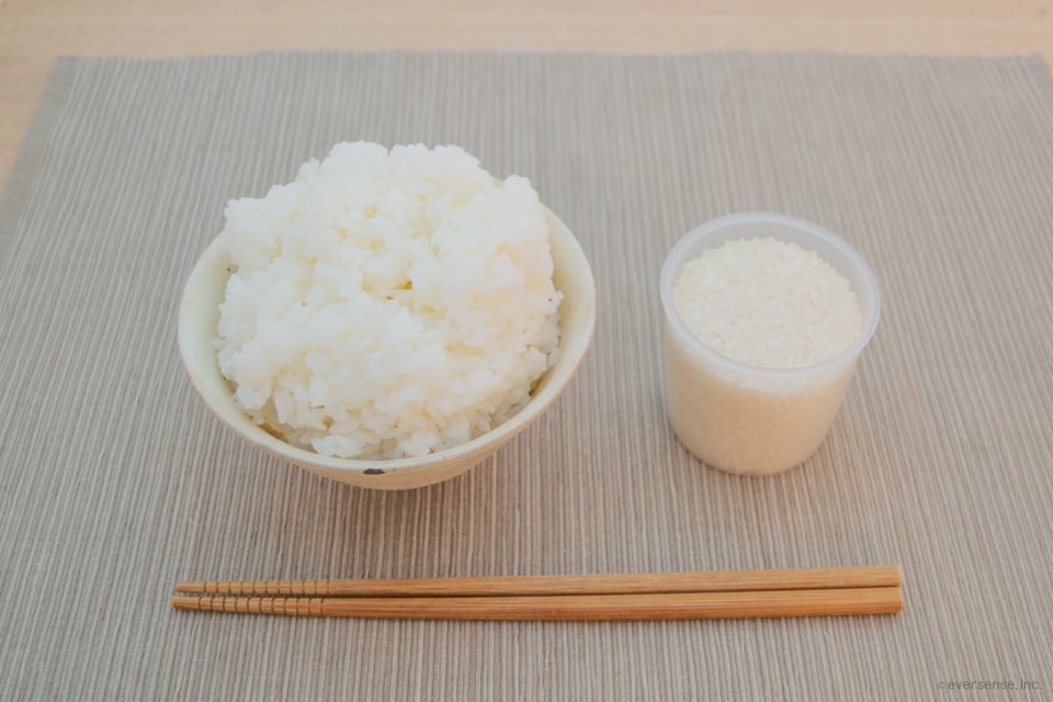 米一合は何cc？料理で使う計量カップとお米用のカップは量が違う？ コジカジ