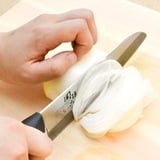 玉ねぎの辛味成分の抜き方 時短で早く辛味を取る方法は コジカジ