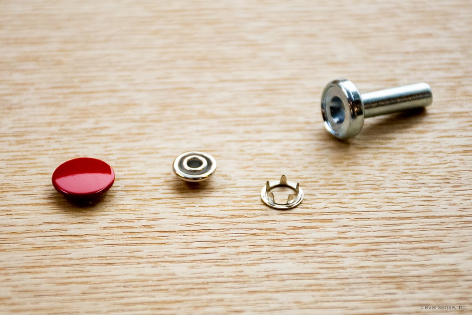 スナップボタンの付け方｜凹凸やゼッケンへの付け方や注意点は？ コジカジ