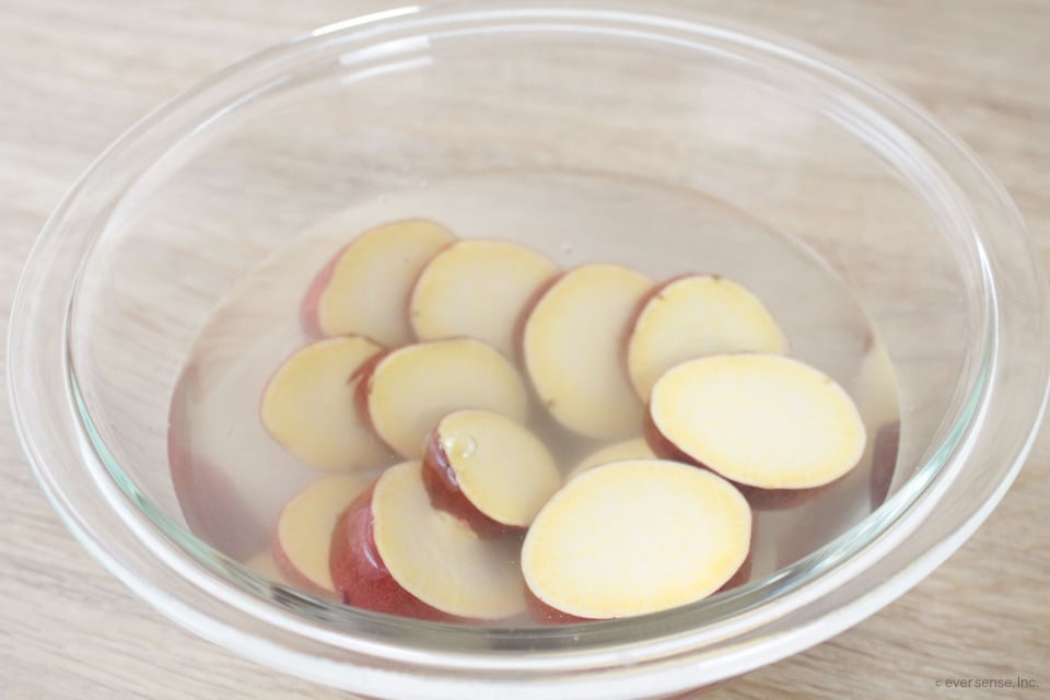 料理の基本 水にさらす とはどういうときにする やり方は コジカジ