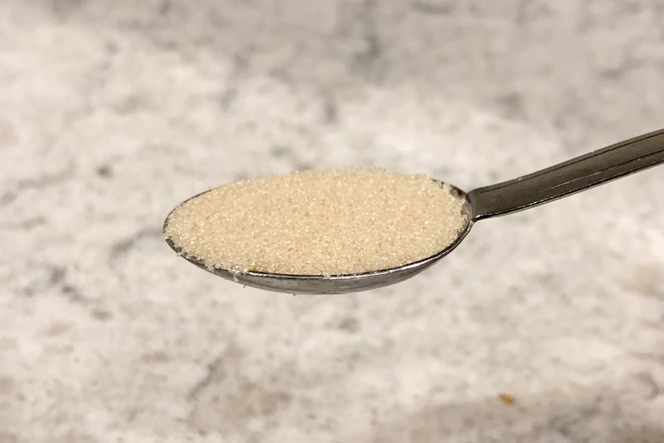 5グラムは小さじ何杯になる？調味料によって違う？ | コジカジ